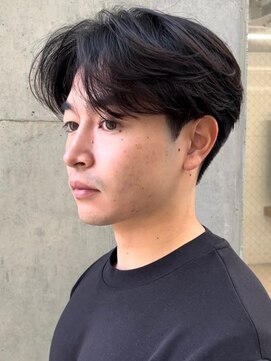 ニコ トウキョウ ロジック(nico TOKYO Logic) センターパートニュアンスパーマ曲がる縮毛矯正