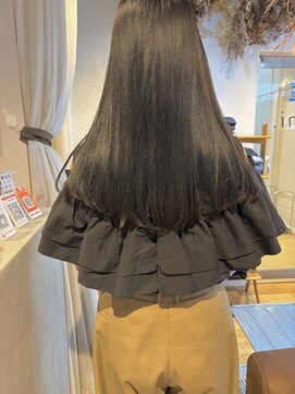 キチ(kichi.) [kichi.] 透け感グレージュ×艶ロング