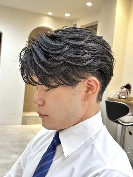 アイトーキョー 横浜(AI TOKYO) ビジネスフェザーパーマ