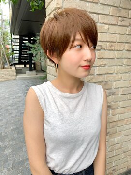 ミィ 表参道(mee.) 【mee.】ブチ 人気ショートヘア 表参道駅徒歩3分