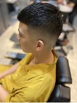 フランクスバーバー アンド ビアークラブ(FRANK'S BARBER and BEER CLUB)&nbsp;ショートレイヤークロップスキンフェード