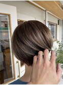 ショートボブ