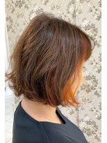 ルシエル バイ カトレアグループ(Le Ciel)&nbsp;鮮やかオレンジインナーカラーで楽しむボブスタイル