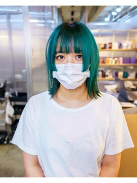 フィッツコア(FITS CORE) 顔まわりカットとみどり