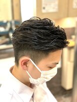 銀座マツナガ 浅草店&nbsp;20代30代ビジネスツーブロック無造作ソフトパーマ刈り上げ黒髪