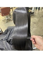 サロンドミルク 原宿(salon de MiLK)&nbsp;【原宿、表参道、明治神宮前】美髪矯正で年内最後に艶髪メンテ