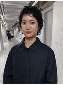 ベリーショートとパーマヘア