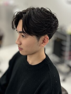 バース 梅田中崎町店(BIRTH) ニュアンスパーマセンターパートフェザーパーマワンカールパーマ