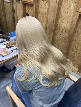 アフターニュース 新潟(afternews) うるつやブロンド/ダブルカラー/ケアブリーチ/髪質改善/新潟