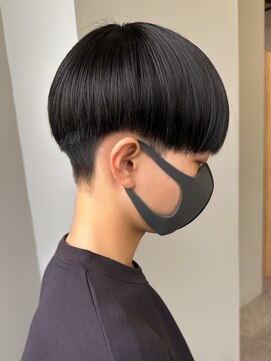 エルマーク 豊中(L-MARK) 黒髪マッシュナチュラルマッシュメンズヘア韓国ツーブロック