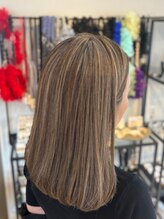 ルーチェ エ マジーア(luce e Magia.) 50代からの白髪活かし(地毛ハイライト/地毛メッシュ)