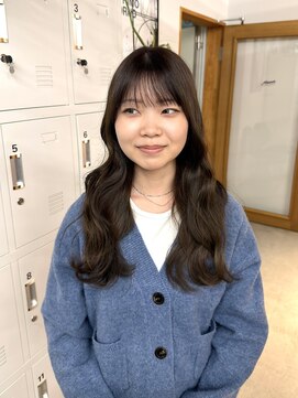 ミーナ バイ アーバン(Meena by urban.) 【Meenaハザマ】大きめカール×暗めアッシュブラウン