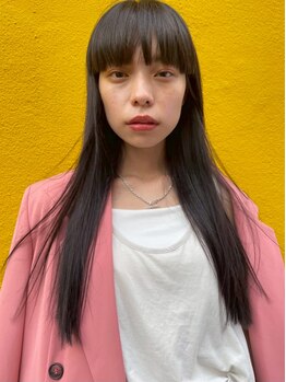 海外に憧れる個性派女性へ。ブリーチやパーマの個性も輝く艶に。海外風スタイルを保つ髪質改善TR。