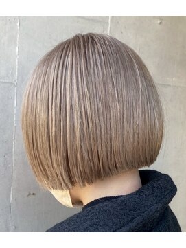 アルカナ 明治神宮前原宿(ARCANA) 前髪 マルチボブ ベージュカラー 切りっぱなしボブ