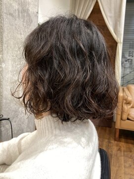 シルフィ(sylph) ふわふわボブパーマ/マフラーとの相性も◎/#ボブパーマ