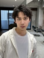 ファルベ(Farbe)&nbsp;刈り上げセンターパートリバースセンターパートニュアンスパーマ