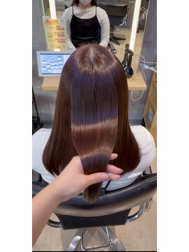 シュープ アニュー ラスパ太田川店(SHOOP anyu) ピンクカラー×艶髪