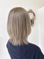 ジェムヘアスタジオ 湘南平塚南口店(Gem Hair Studio) ホワイトベージュレイヤー【Gem 神原】