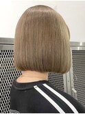 ミルキーベージュ[新宿駅/アースカラー/ツートーンカラー]