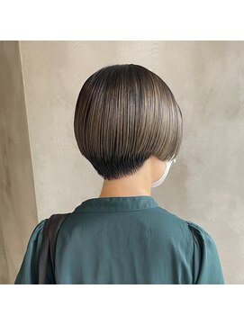 アマーク(a mark) 【松本 華】ハンサムショート