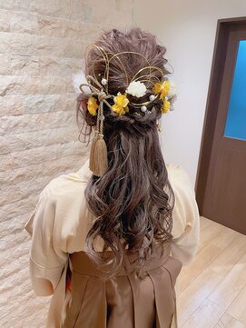 クォーターシーズンズ 茗荷谷(QUARTER SEASONS) ハーフアップ ヘアアレンジ