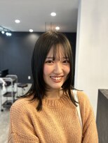 アールヘアー(ar hair) 【市川諒】顔まわりのレイヤーカット Olive gray色落ちも◎