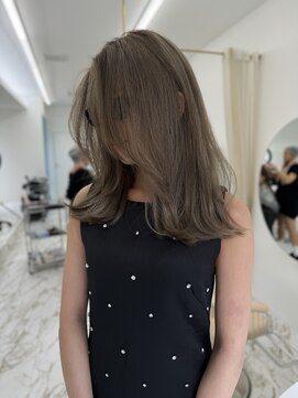 ナナ(NANA) グレージュ・ダブルカラー・ケアブリーチ