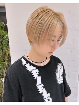 スタン 渋谷(Stam) ダブルカラーレイヤーショートハイトーンボブショートウルフ渋谷