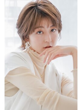 グレイス ヘアドレッシング 鷹匠(grace hair dressing) 外ハネボブ×ミルキーベージュ