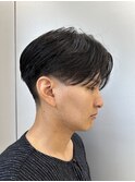 毛流れセンターパートニュアンスパーマカルマヘアメンズパーマ