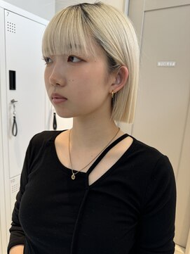 アマトウキョウスマートサロン(AMA TOKYO×Smart Salon) ハイトーンボブ　タッセルボブ