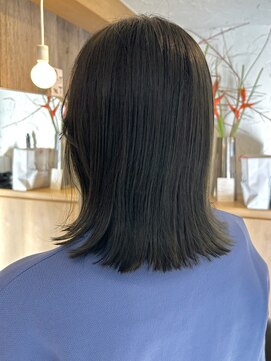 ドルセ(Dulce) 外はね×オリーブカラー