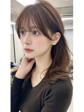 レス(Les.) ミディアムレイヤーバタフライカットハッシュカットダークグレー