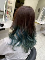 キャパ(CAPA)&nbsp;グラデーション×グリーンカラー(茅ヶ崎/20代/韓国ヘア)