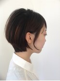 耳かけショートボブ