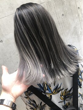 メリー(merry craftsman's factory) バレイヤージュ、ハイライトカラーアッシュベージュグレージュ