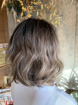 アイズム(I’sm) ハイトーンスノーグラデーション