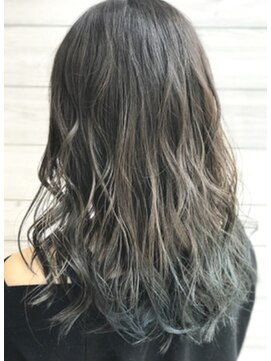 ジーナ 梅田(Zina) 【Zina 梅田】大人グラデーション★裾シルバーブルーカラー