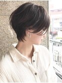 【morio 原宿】横顔美人　くびれ　ショート