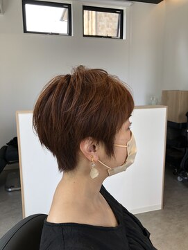 ウトカ(utoca) ベリーショート気味ショート