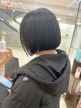 モリオ フロム ロンドン サッポロファクトリー店(morio FROM LONDON) 【morio】札幌ボブ　かわいい丸みのぱつっと黒髪ボブ