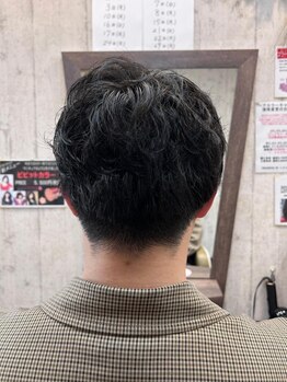 カジュアルなヘアスタイルの学生さんにも◎ONもOFFもキマる！再現性の高いカットでなりたいを叶えます☆