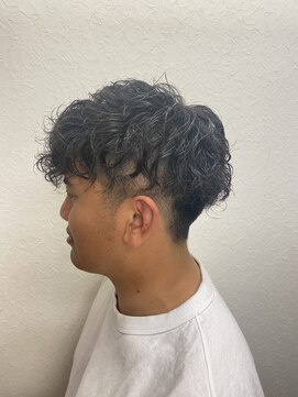フィン(fin) メンズパーマヘア
