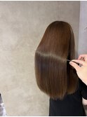 「縮毛矯正で叶える理想のストレートヘア」