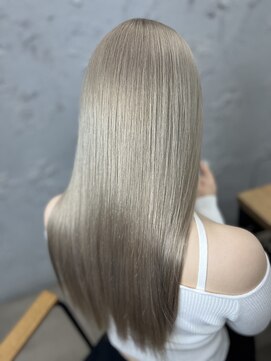 ワン(ONE) ホワイトベージュ