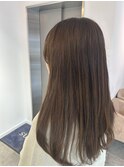 ツヤ感オリーブベージュカラー
