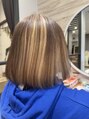 ヘアメイクアクト 都賀店 金髪の抜きっぱ感を抑え上からシトリンを入れてとても可愛い金髪