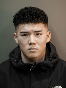 プロショップウェーブ(PRO SHOP WAVE) スペインカール/プードルパーマ/メンズパーマ/ニュアンスパーマ