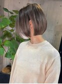小顔ショートのスペシャルバレイヤージュ