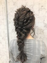 ヘアメイク ヴァロ(Hair Make VaLo)&nbsp;くるりんぱダウンアレンジ＋お呼ばれアレンジ